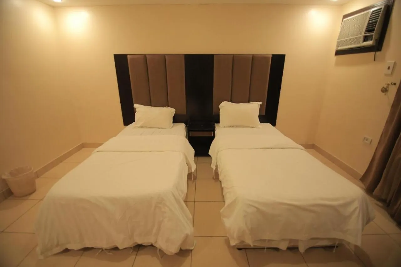 제다 Al-Hamra Furnished Units 아파트 호텔 2*,  사우디 아라비아